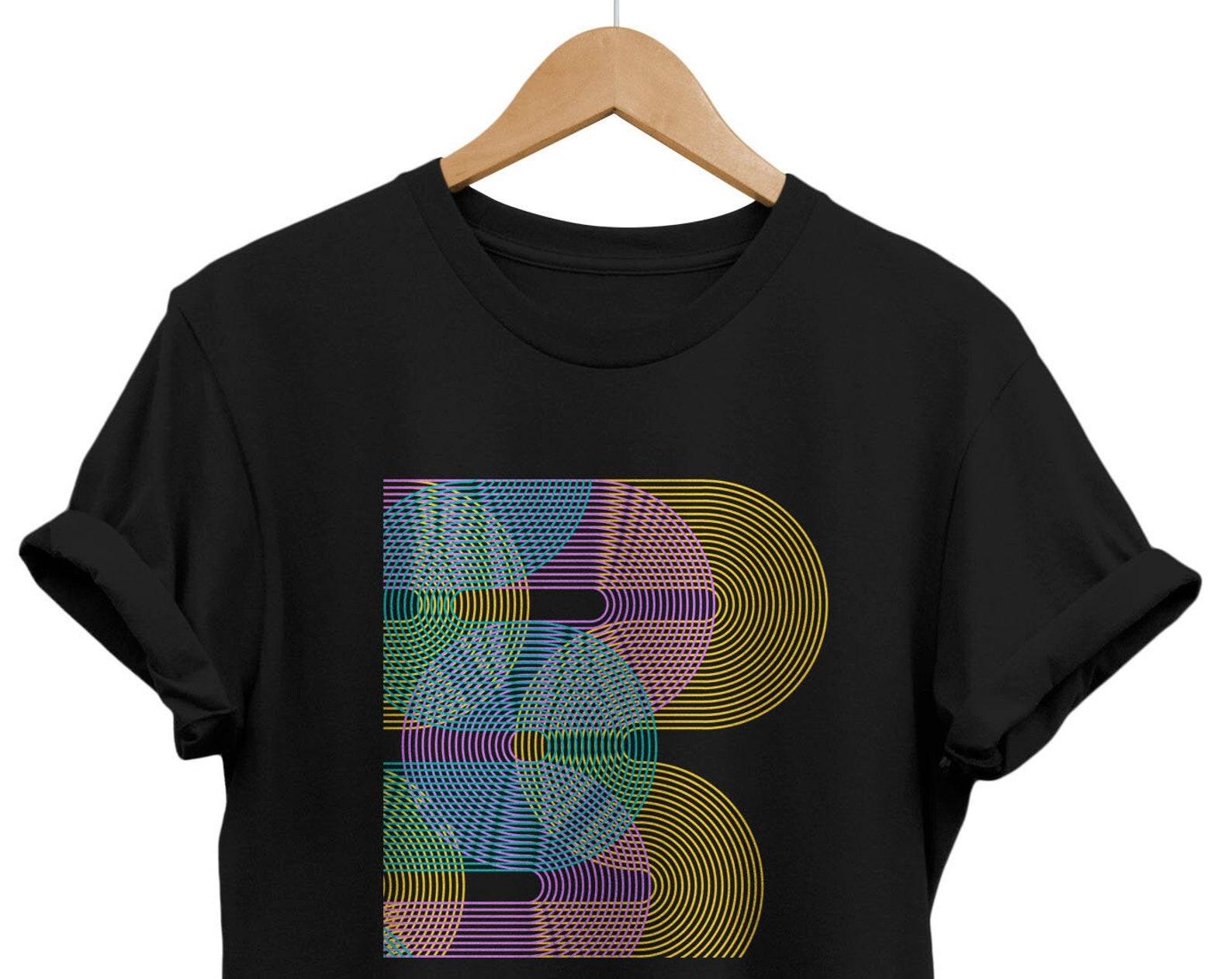 Abstract Geometric T-Shirt: Artsy Modern Art Tee S