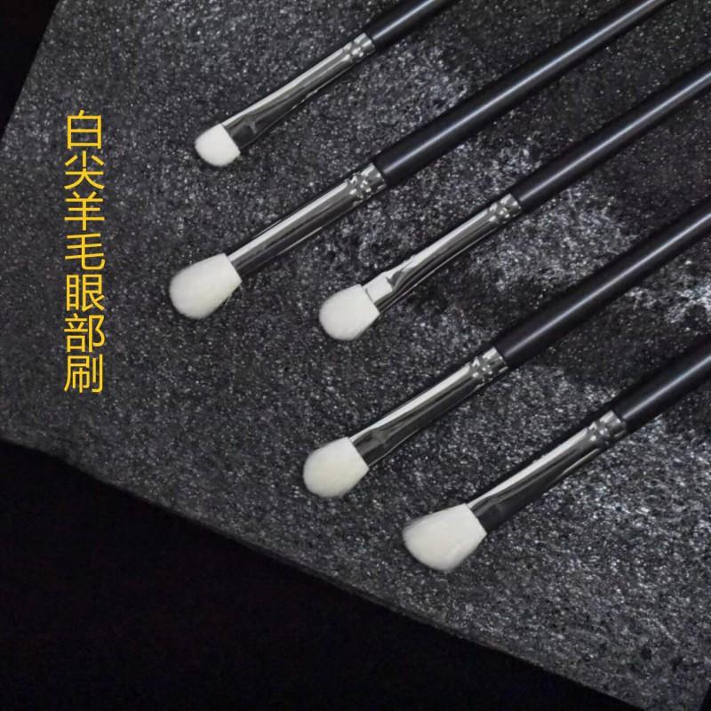 12Pcs Makeup Brush Set Natural Wool Cosmetic Brushes Eyeshadow Blush Foundation Powder Contour