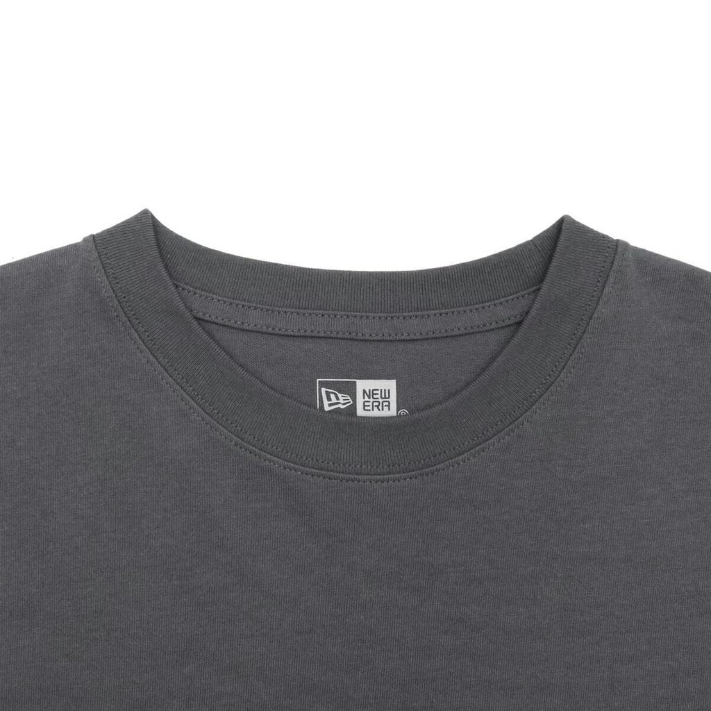 New Era Short Sleeve OverSized Tee 23 14683873 NER35A0263 Graphite Gray M Typography ONSPOTZ Exclusive Apparel Oversized Unisex Streetwear Cool Outfit