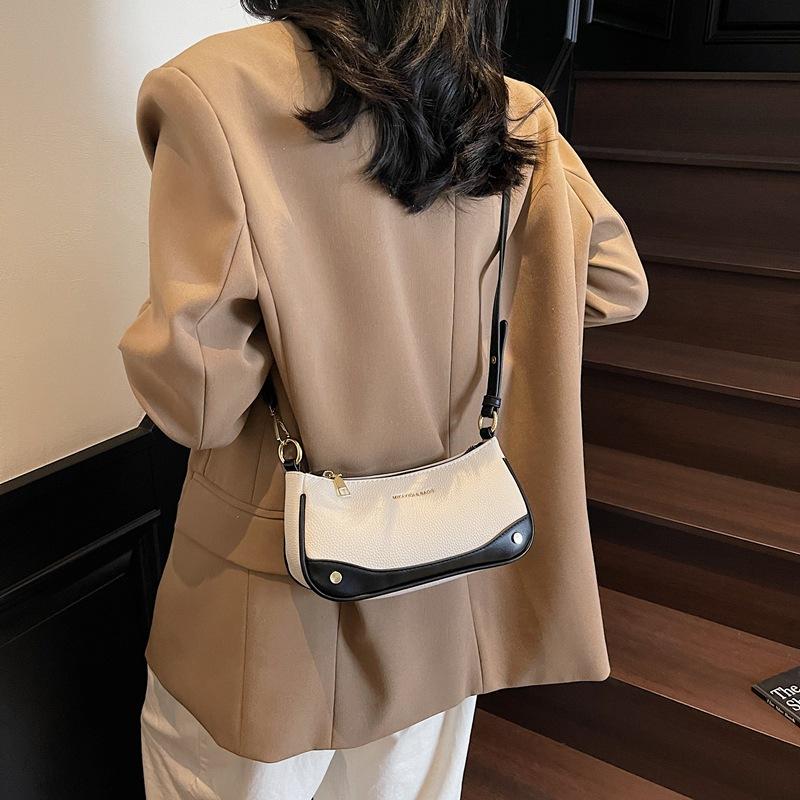 New Fashion Shoulder Messenger Bag Women's Versatile Portable Underarm Bag