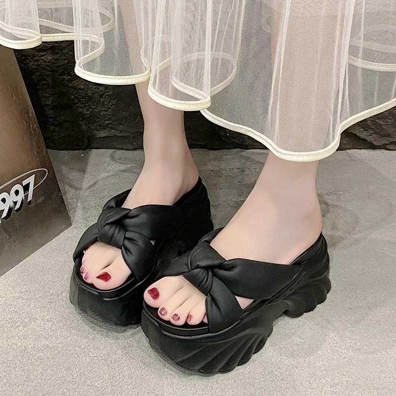 9CM Design Platform Slippers 2025 Women Summer Wear New Style Increase Sandals Casual Muffin Flip-flops Beach Shoes