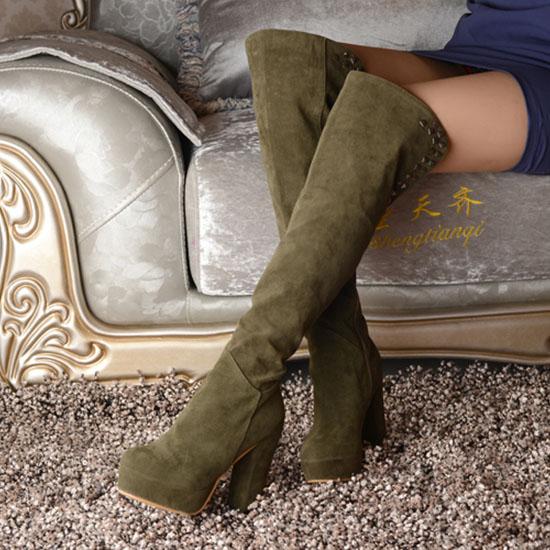 Damskor med hög klack, sexig europeisk och amerikansk stil höst och vinter nya vattentäta platå tjock klack stor storlek romerska medelhöga stövlar