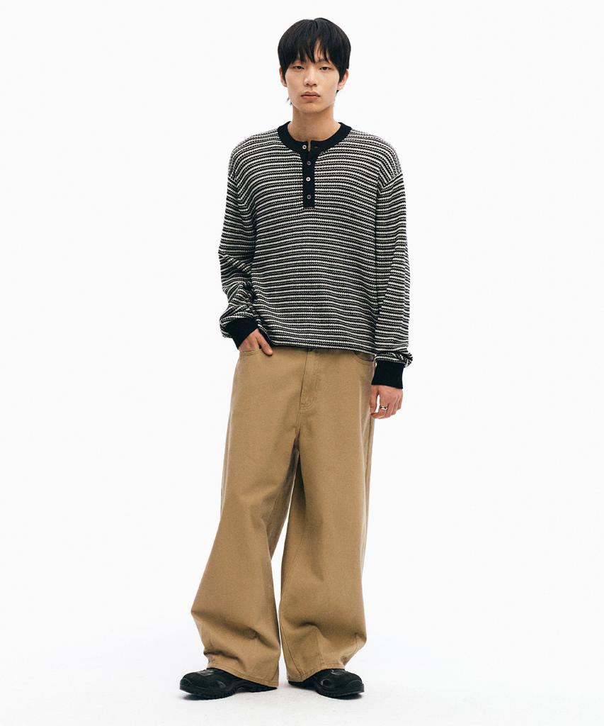 INTEMPOMOOD Pencil Stripe Henley Neck Knit _Black