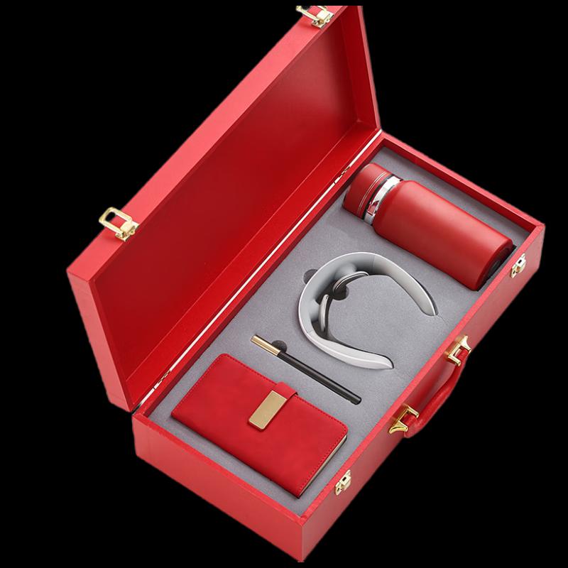 Elegant Multi-Item Business Gift Sets