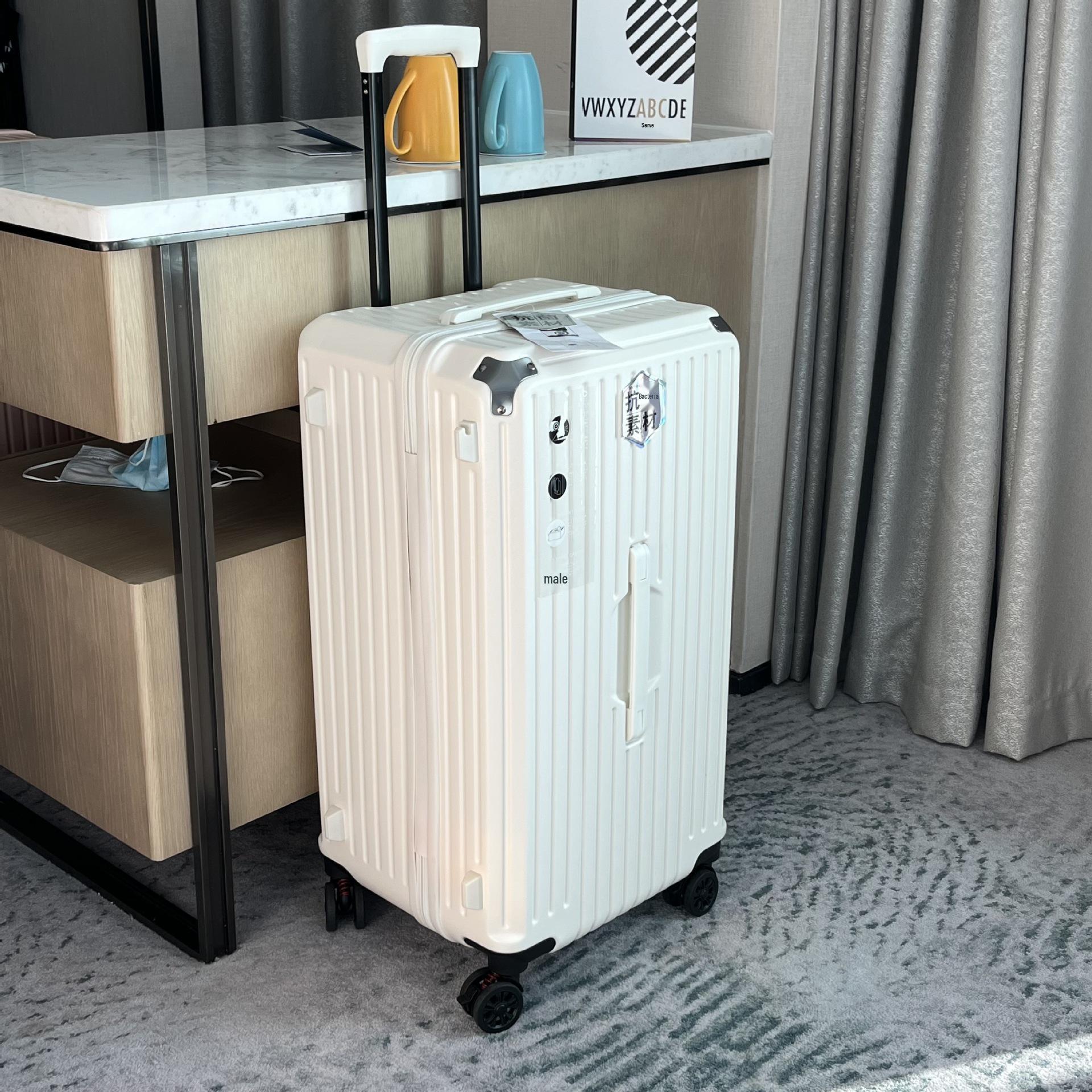 Очень большой антибактериальный чемодан-тележка с 5 колесами и кодовым замком 28-inch Checked