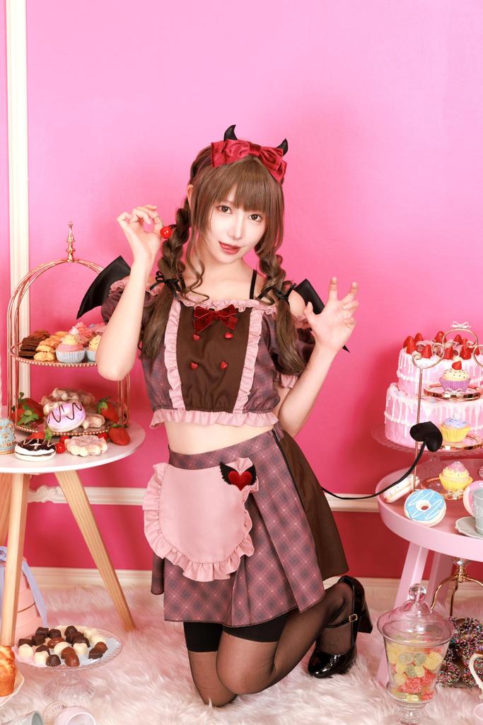 Clearstone Bitter Succubus Cosplay Costume for Halloween, Women's, Brown