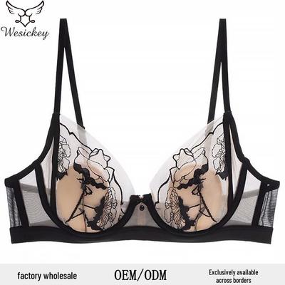 Eleganter französischer Spitzen-Übergrößen-Hasenohren-BH mit Mesh-Stickerei