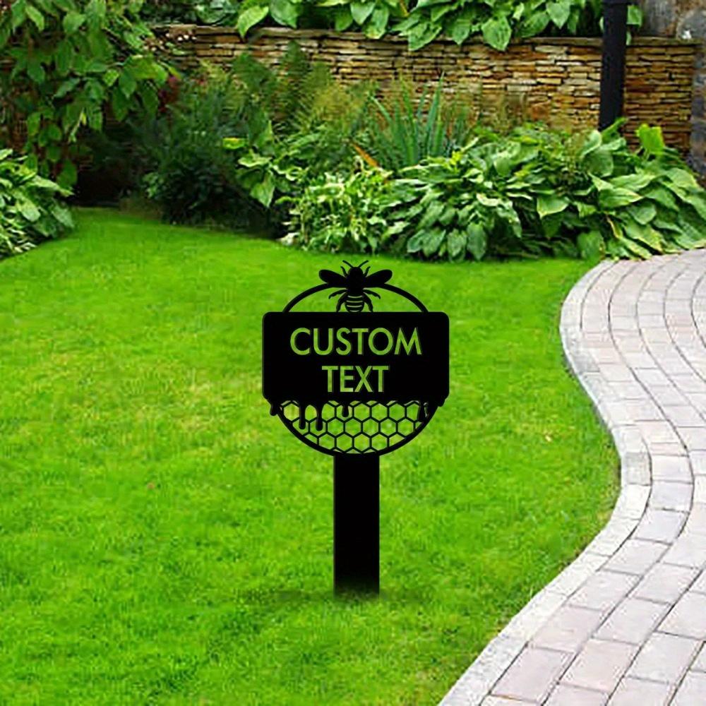 Custom Metal Mom's Garden Sign, Grandma's Garden Stake, Bee Farmer Plaque, Outdoor Gardener Decor, Personalized Gift, Wall Art