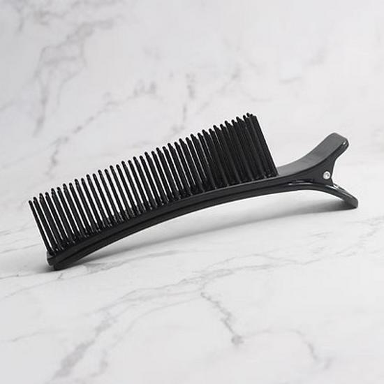 Multifunctional Hairdressing Tools: Perming & Dyeing Clips, Sectioning Clips, Styling Clips, Bangs Clips & Combs for Salon Use.