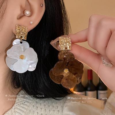 Silver Needle Exaggerated Design Flower Geometric Earrings Fashion Temperament Earrings Earrings Earrings High-end Versatile Earrings