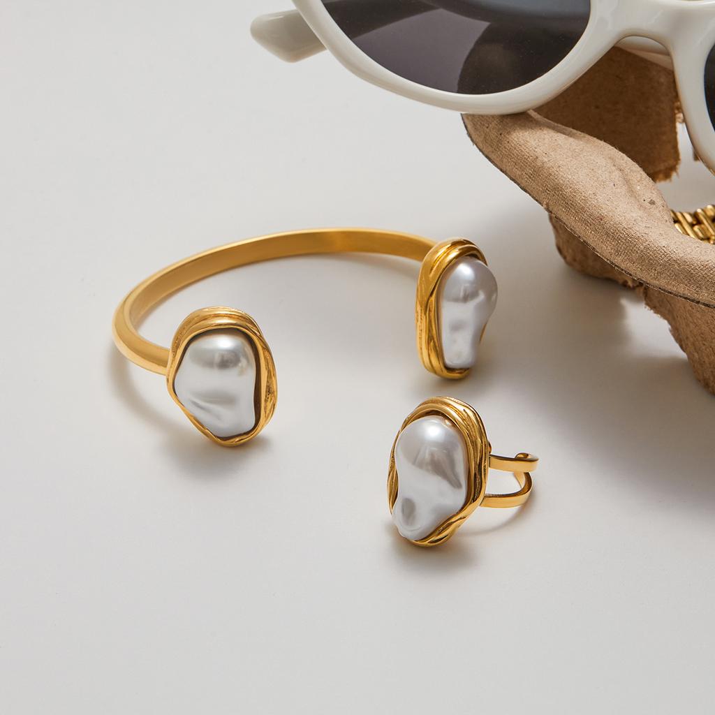 Yori Distinctive Special Shaped Resin Pearl Open Bracelet Bangle 18K Gold Plated Fashion Women Trendy Jewelry Gifts Bijoux