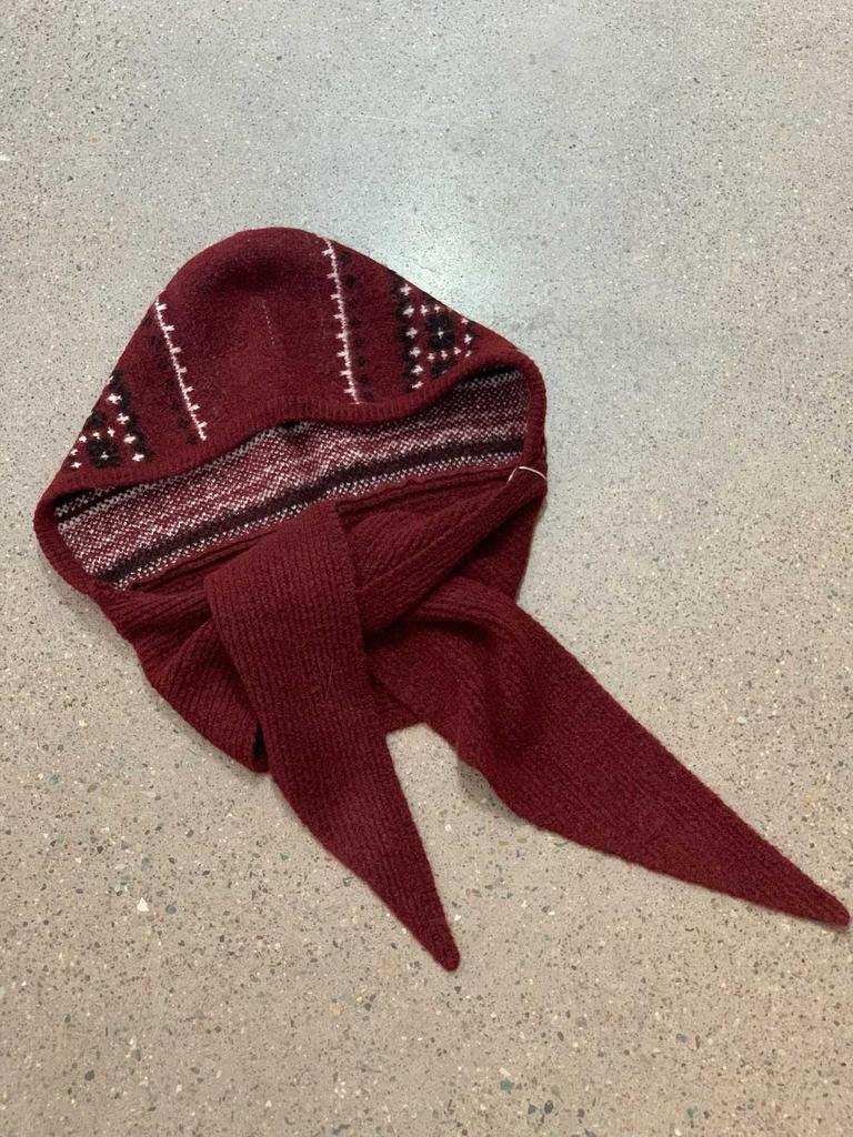 Vintage Fair Island Jacquard Knitted Hooded Scarf Women's Autumn and Winter Ribbon Baotou Ear Cap Integrated Thermal Cap