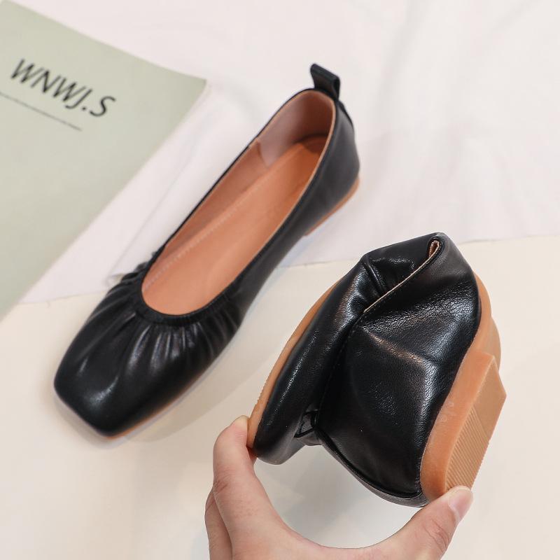 

Large size women s shoes 40-43 widened grandma shoes women s super soft flat bottom soft leather pregnant women Peas comfortable 40 чёрный