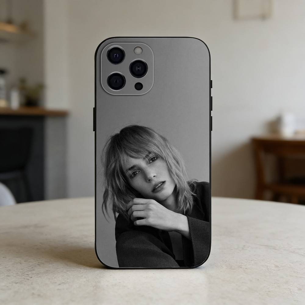 american maya hawke     Phone Case For iPhone 17,16,15,14,13,12,11 Plus,Pro Max,SE4Soft Silicone Black Cover
