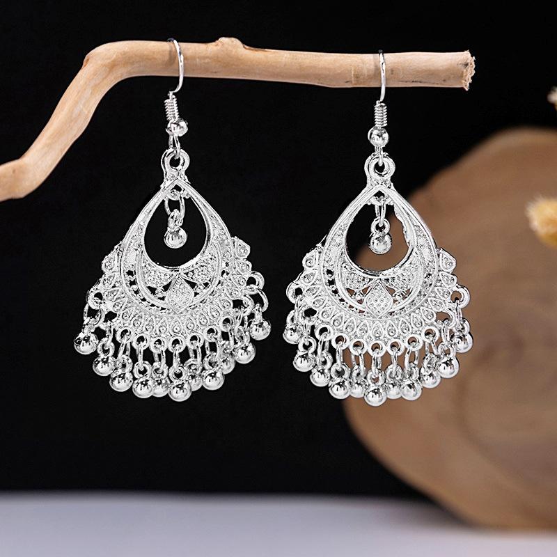 Vintage Miao Silver Minority Wind Earrings Personalized Bohemian Style Flower Long Fringed Earrings