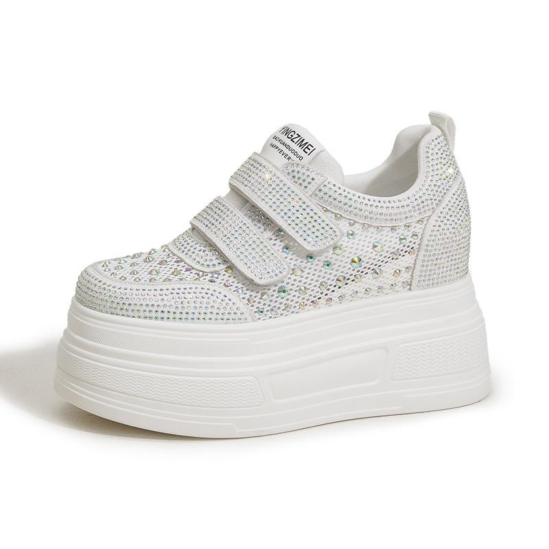 White shoes women's 2025 summer new versatile breathable hollow mesh casual shoes thick soled sponge cake women's shoes