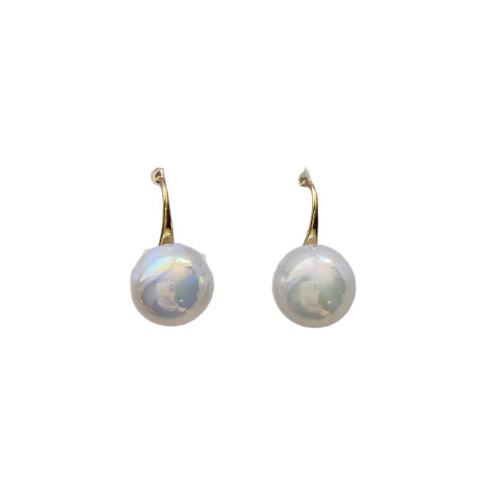Gentle retro basic stud earrings gold coins pearl turquoise metal compact and versatile daily commuter earrings