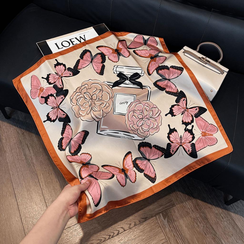 Lao Qian Feng Coffee Color Cashew Nut Silk Scarf Headscarf Versatile Neck Square Scarf Premium Sense Female Foreign Style Decorative Scarf Scarf