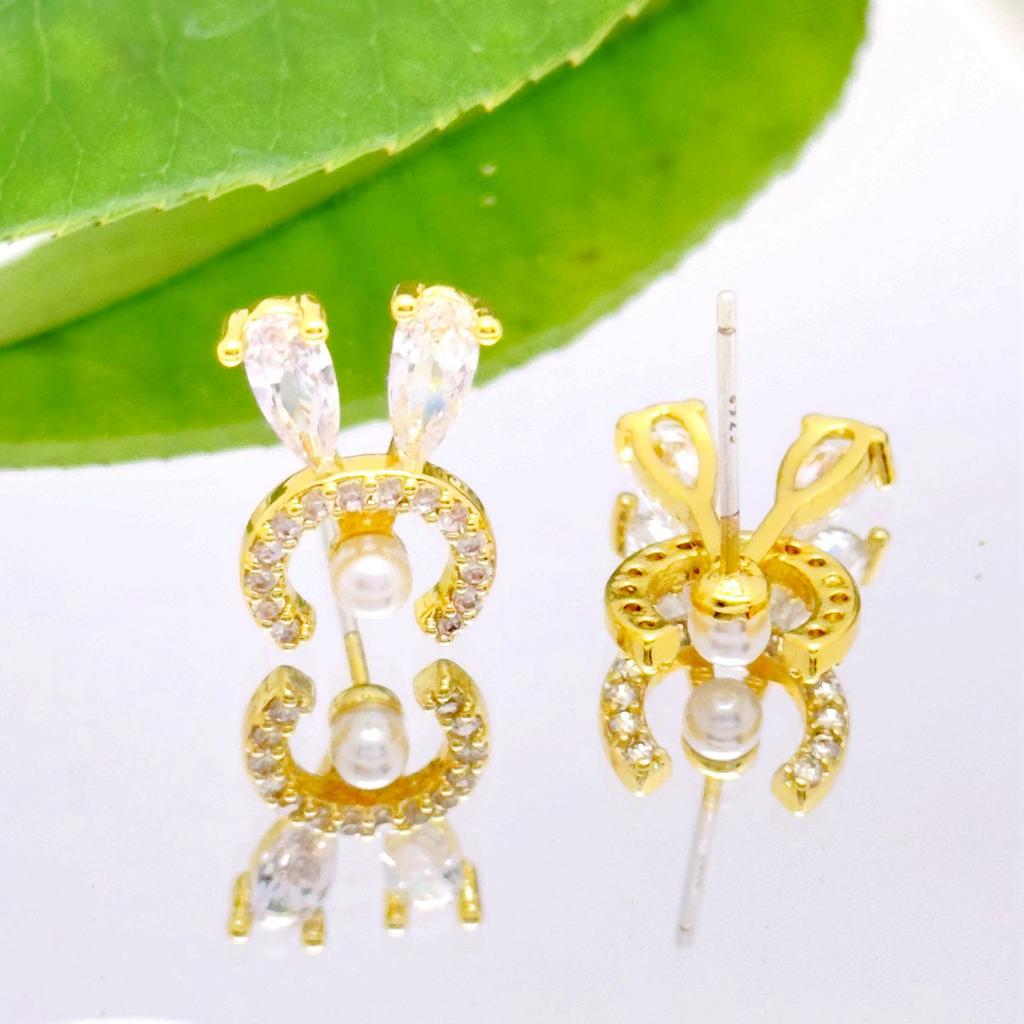 Mini Rabbit Sweet Fashion Temperament Design Fresh Stud Earrings Premium Earrings Inlaid With Zircon