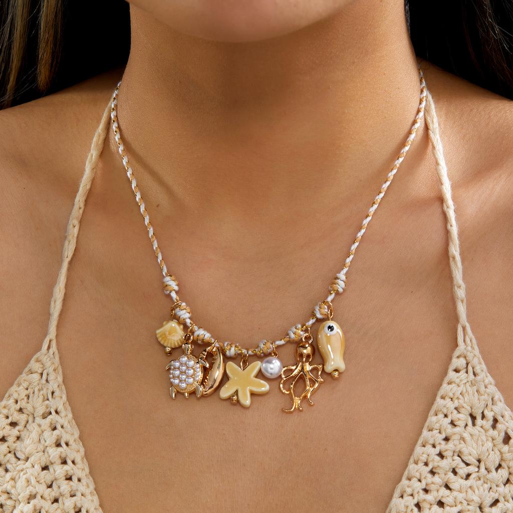 Beach Vacation Starfish Fish Shell Charm Necklace for Women Beige Rope Chain Imitation Pearl Ocean Boho Summer Jewelry Gift