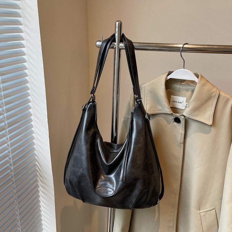 Niche Fashionable Retro Premium Texture Shoulder Tote Bag Women's Commuting Versatile Multi-back Backpack