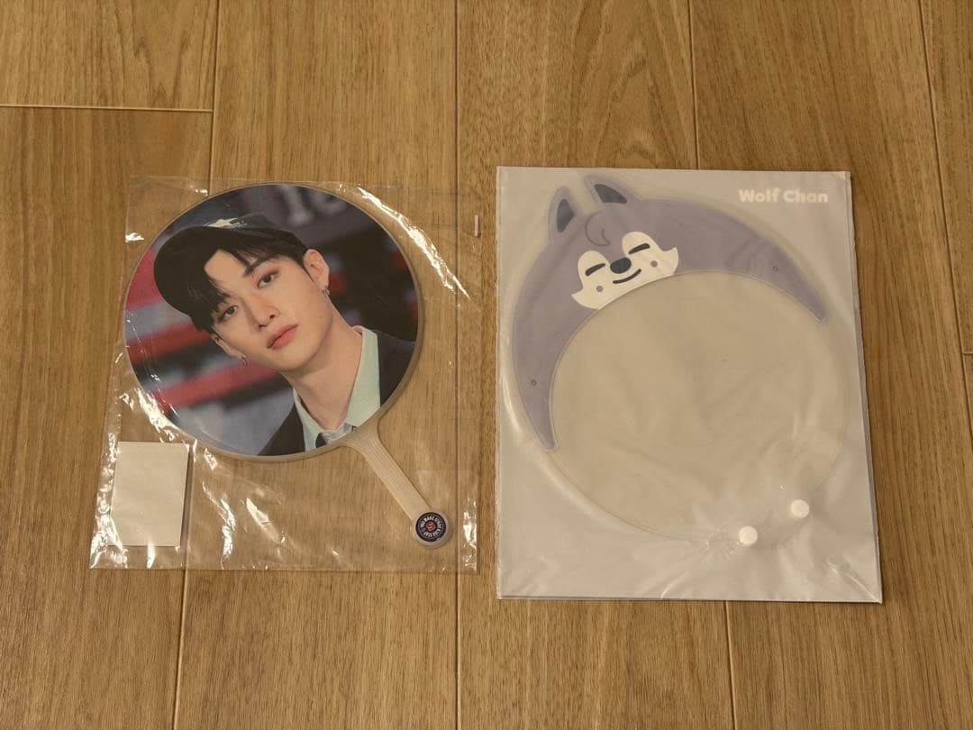 

[USED] Stray Kids skzoo 5-star fan Bang Chan Wolf Chan