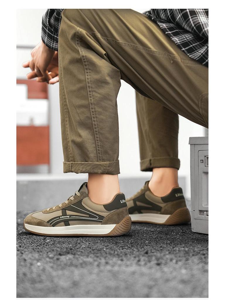 Men's Light Luxury Forrest Gump Retro Shoes - Soft Sole, Lightweight, Breathable Outdoor Casual Sneakers for Autumn & Winter.