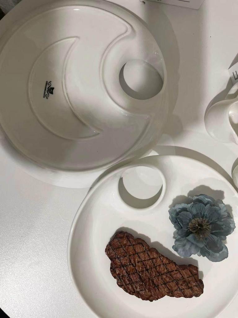 Solid Color Ceramic Round Plate for Steak, Dessert, or Pasta