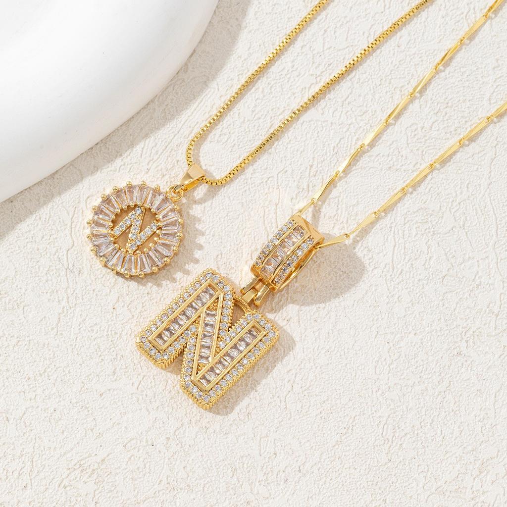 2Pcs Full CZ Zircon Iced Crystal Initial Letter Flower Necklace Women Copper A-Z Alphabet Pendant Couple Jewelry Birthday Gifts