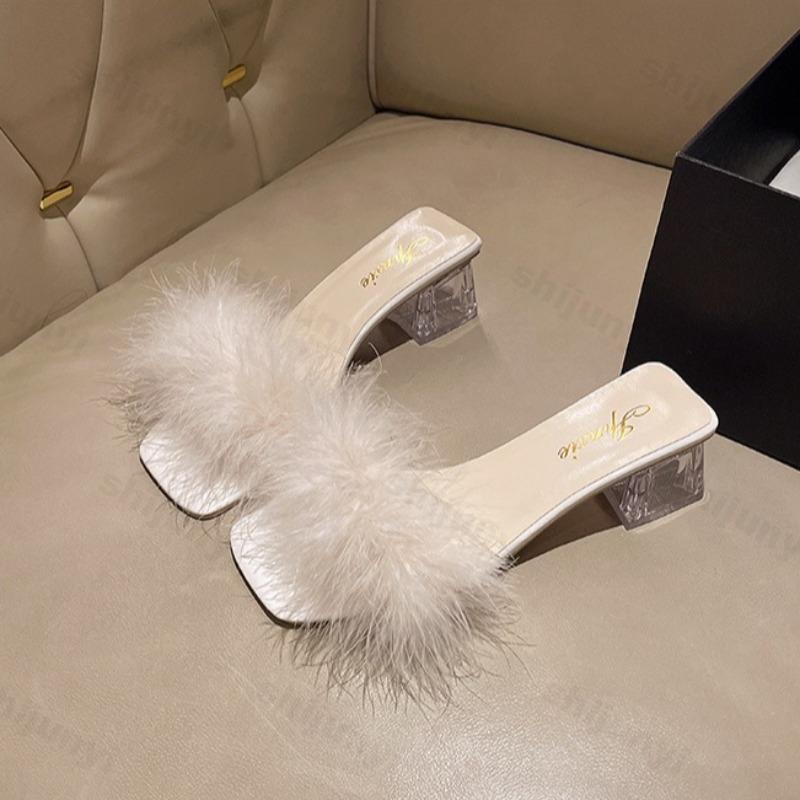 

Мода Женская Мода Волосатый Дизайн Квадратный Носок Повседневные Тапочки Лето 2025 Новые Удобные Открытый Носок Дышащие Элегантные Пляжные Сандалии 35