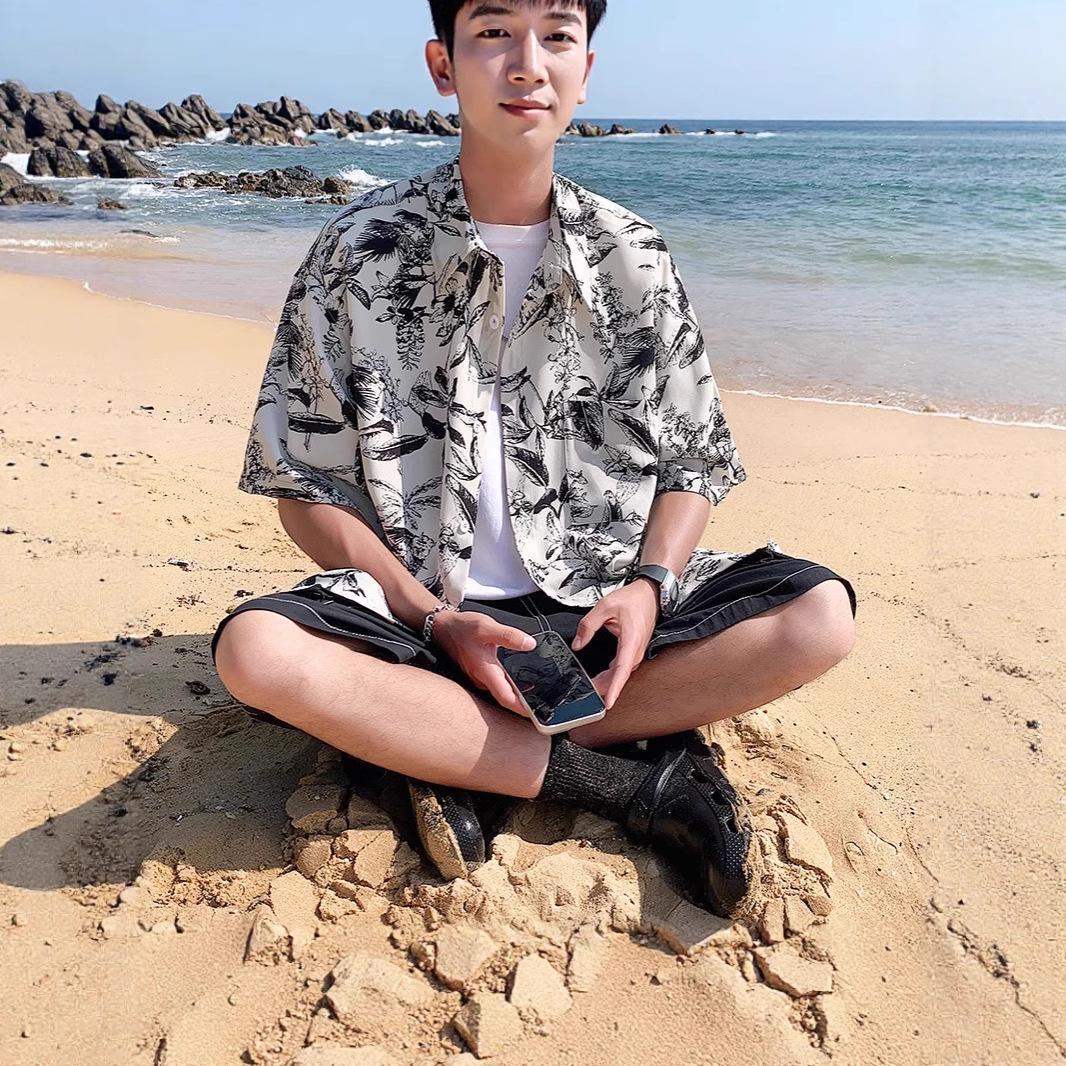 

Unisex Hawaiian Hong Kong Style Short Sleeve Shirt - Trendy Beachwear for Students XXL