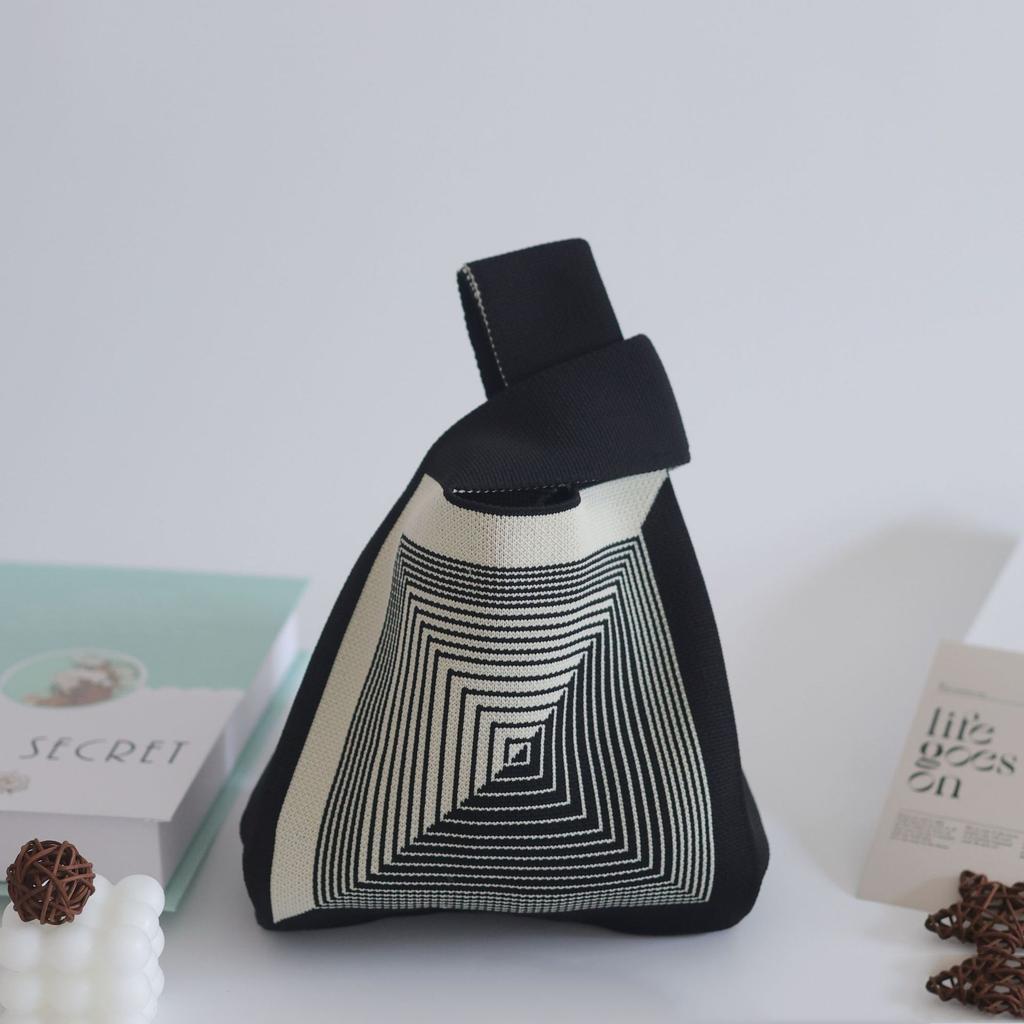 Women's Knot Wrist Bag Handmade Knitted Bag Portable Mini Striped Tote Bucket Phone Bags Large Capacity Autumn Winter Handbags