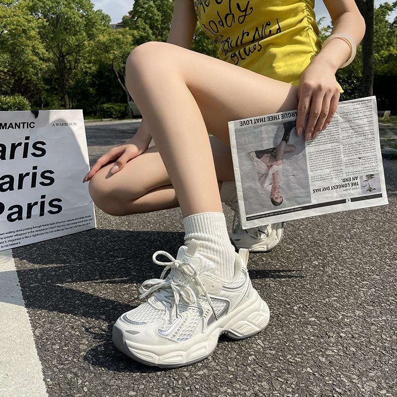 Star with the same ins Korean version of the new dad shoes girl 2025 summer student sports running casual mesh increase