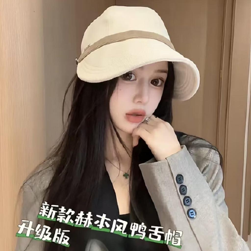 New bucket hat autumn and winter fashion versatile corduroy equestrian hat shopping show face peaked hat tide