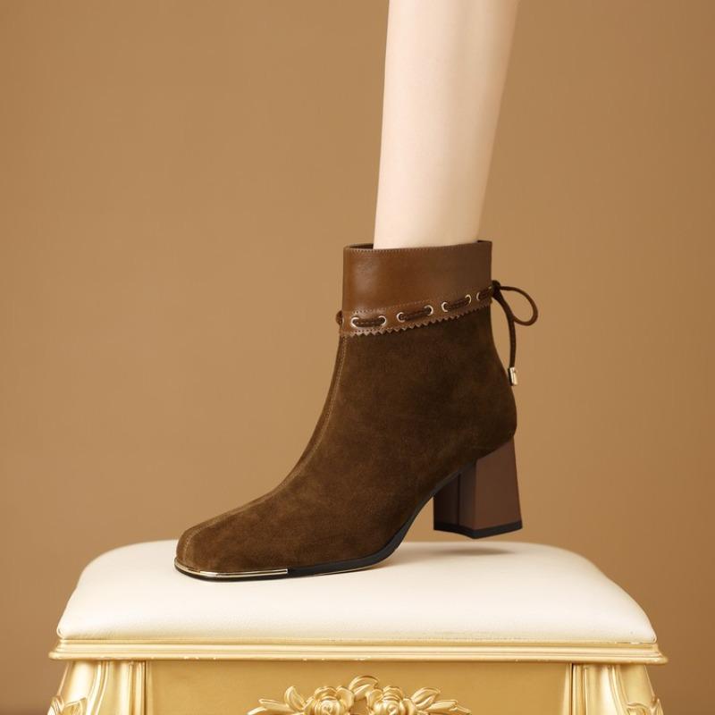 

Замшевые ботильоны с квадратным носком и блочным каблуком Осень Новые облегающие ботинки Универсальный средний каблук Большой размер Женские ботильоны телесного цвета 39