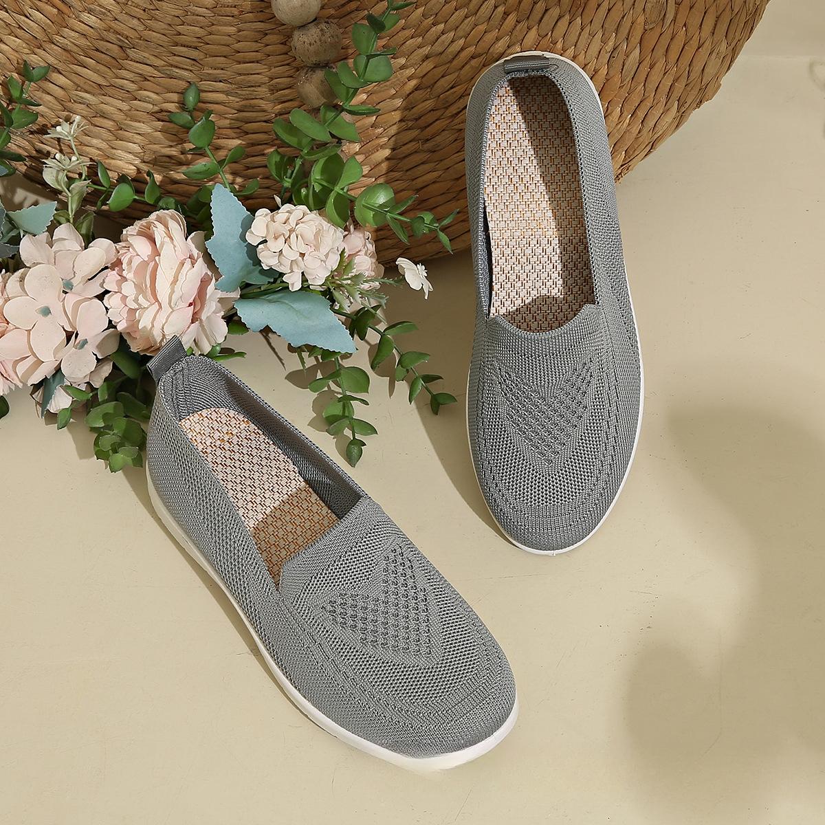 

Женские однотонные трикотажные кроссовки, мягкая подошва, легкие, без застежек, для ходьбы, низкая дышащая повседневная обувь больших размеров 43 серый
