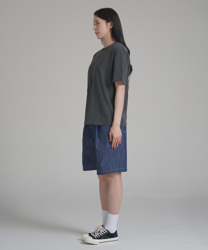 Noming Denim One-Pleat Strap Wide Bermuda Shorts - Blue