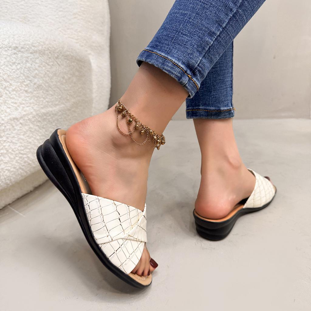 New Summer Flat Slippers for Women Household Non-slip Women's Shoes Low Heels Wedge Sandals Soft Indoor Slippers Women