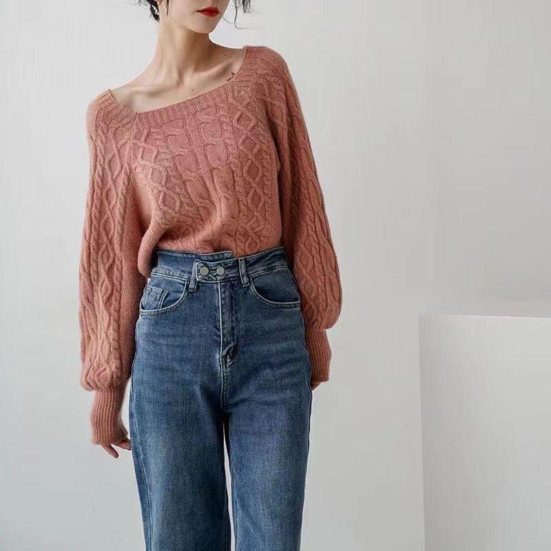 Women's Retro Square Collar Thick Knit Sweater - Autumn/Winter Korean Style, Waist-Slimming, Loose Fit with Twist Pattern