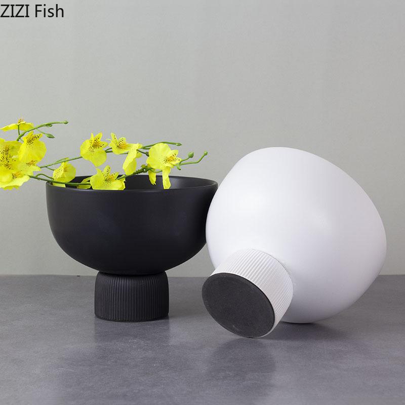 Minimalist Black and White Ceramic Vase Plant Pots Table Decoration Flowers Arrangement Flower Vase Room Aesthetic Decor