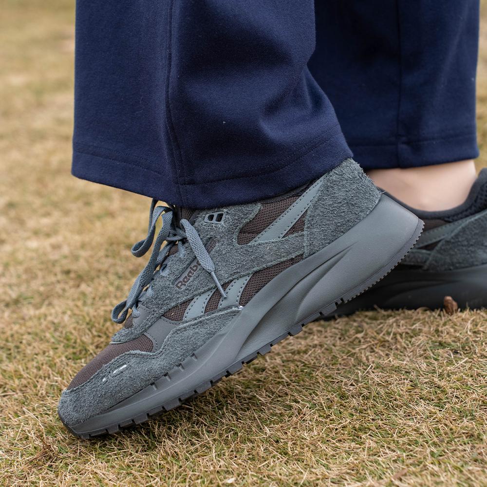 Reebok Classic Leather 2400 Dark Matter Grey Unisex Sneakers 100201039