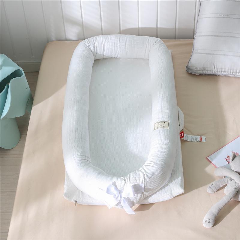 

Hemei Breathable Mesh Portable Baby Nest Crib - Anti-Pressure, Washable, Soothing Bed-in-Bed Protection 50x90 cm