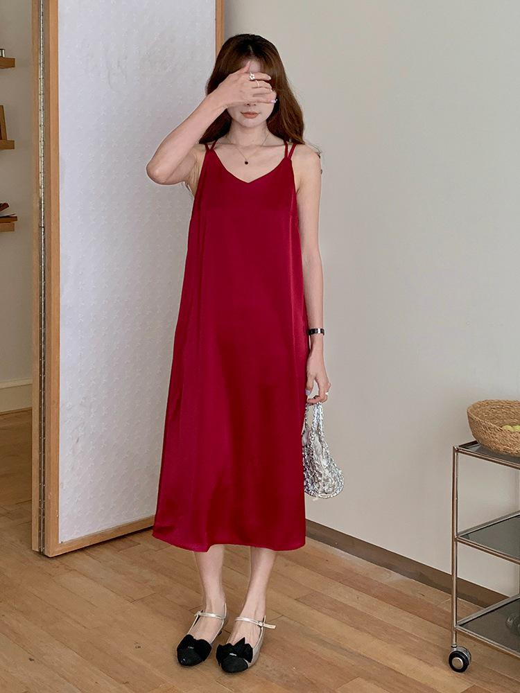 

Платье макси из искусственного шелка сатина с V-образным вырезом и бретелями-спагетти - Однотонное, Без рукавов, Элегантный дизайн для женщин L [85-100]