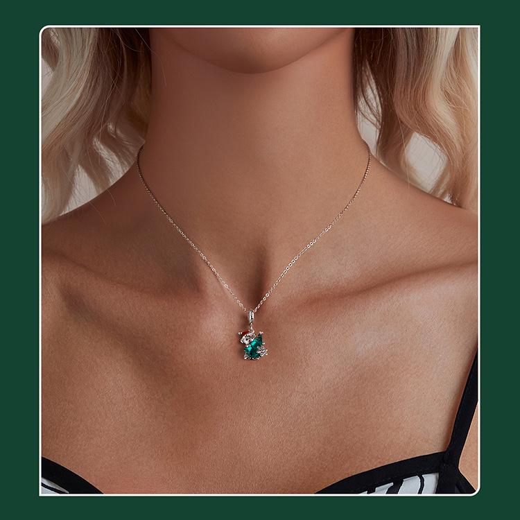 Yinziyun Weihnachtsbär Halskette für Damen, Leichter Luxus s925 Sterlingsilber Glücksbringer Schlüsselbeinkette