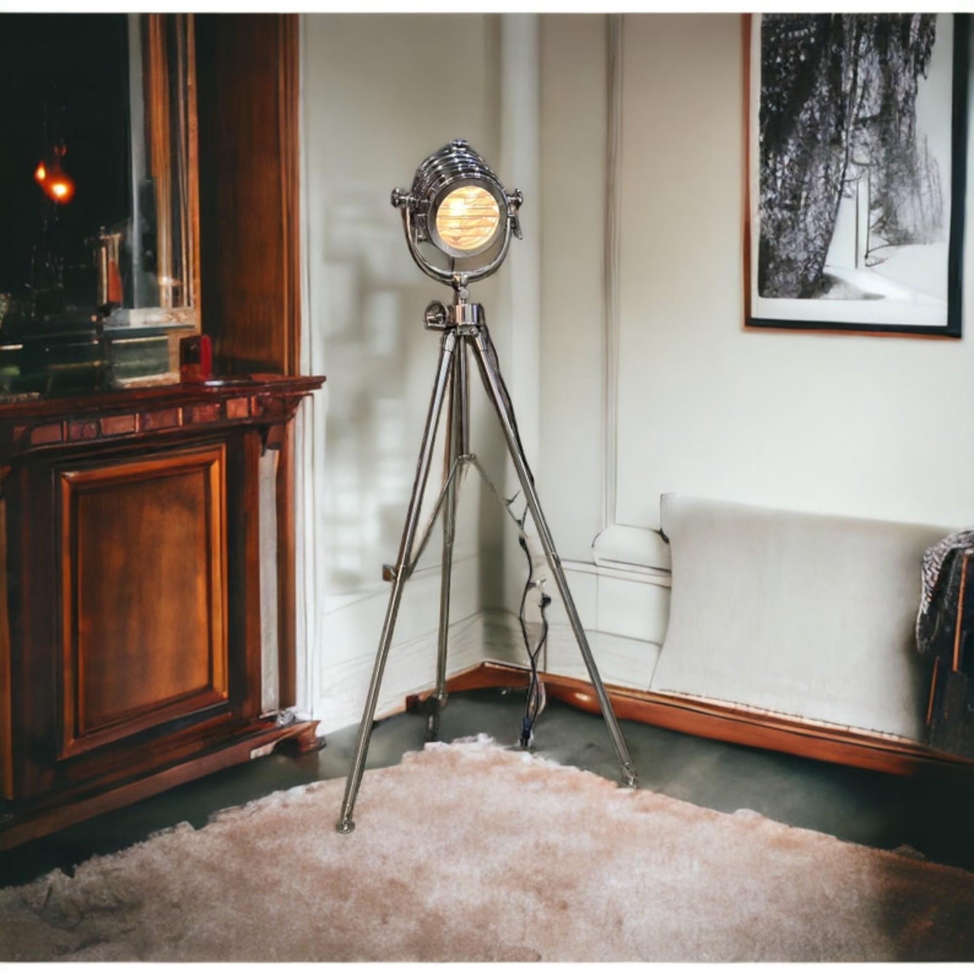 

Дизайнерский Тяжелый Морской Прожектор - Королевский Морской Сигнальный Поисковый Прожектор - Хромированная Тренога Напольная Лампа для Домашнего Декора Мастер Хромированная Тренога