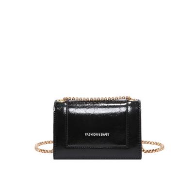 New Simple Chain Bag, Popular Mini Super Fan! High-end Red Envelope, a Must for One-shoulder Fashion.