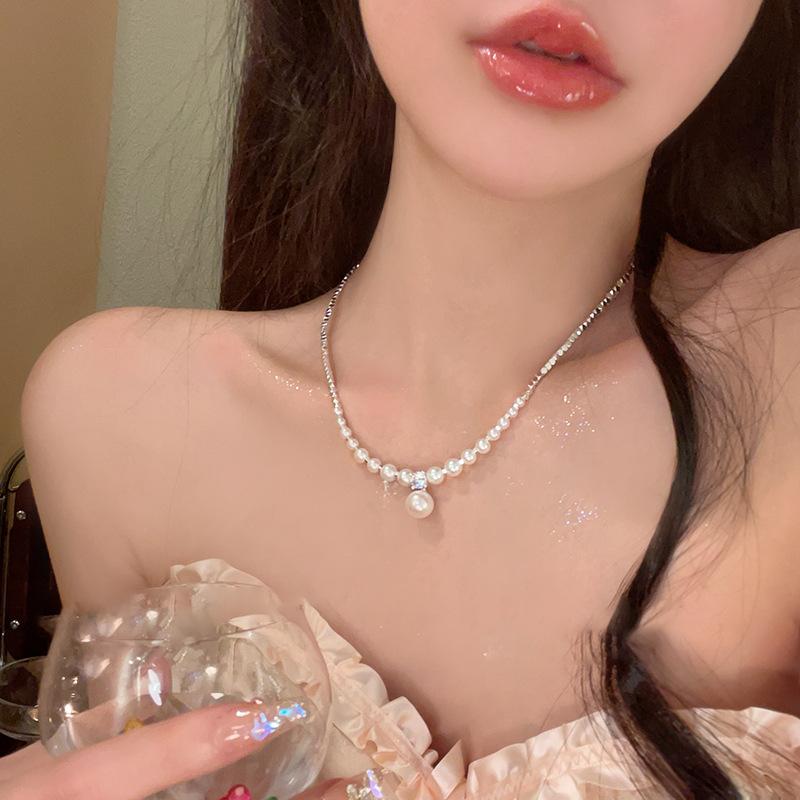 French Crushed Silver Pearl Necklace, Minimal Short Clavicle Pendant Chain 2024 New
