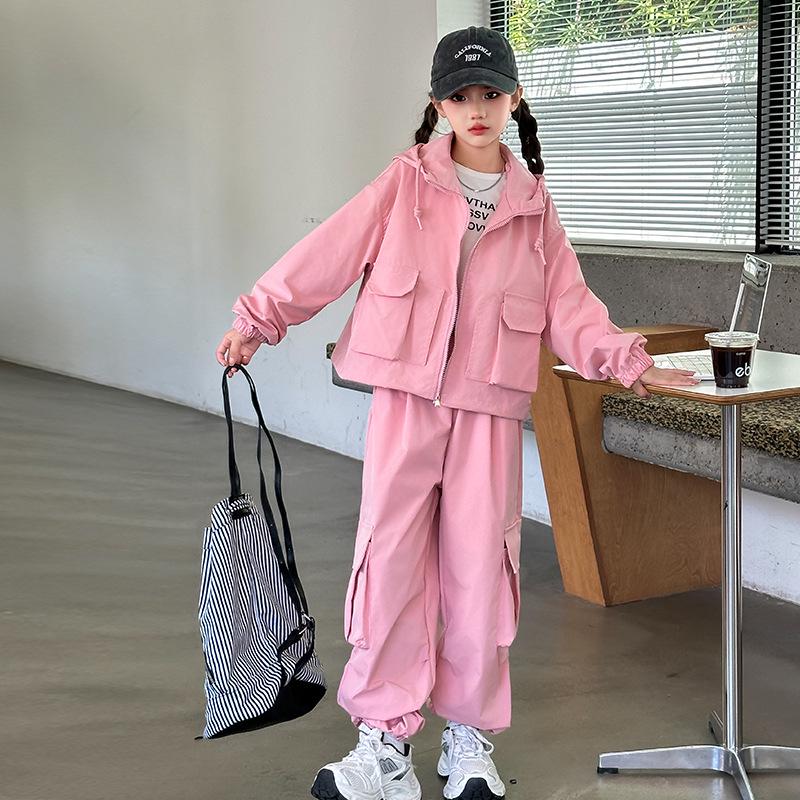Modny Dziewczęcy Dwuczęściowy Zestaw Sportowy na Wiosnę/Jesień 2025 - Stylowy i Casualowy dla Dzieci w Średnim i Starszym Wieku