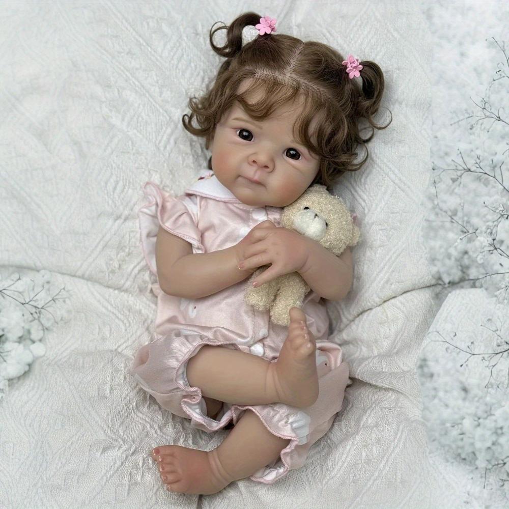 48cm Roztomilé Reborn Bábiky Bettie Mäkké Látkové Telo Bábika Novorodeniatka Realistické Ručne Vyrábané Zapustené Kučeravé Vlasy Simulačné Bábiky pre Deti Hračky na Hranie
