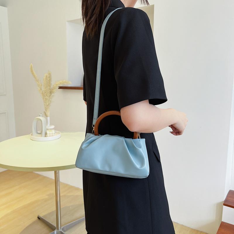 2025 New Simple Pleated Portable Women's Bag Solid Color Retro Casual Single Shoulder Oblique Span Small Square Bag